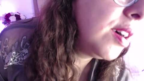Snapshot of anaa_moon chatting on December 13, 2024, 7:58 am Ana Moon online show from December 13, 2024, 7:58 am