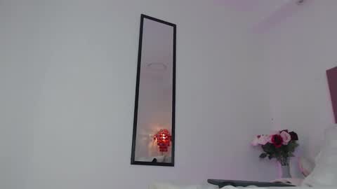 Snapshot of anaa_moon chatting on January 31, 2025, 5:40 am Ana Moon online show from January 31, 2025, 5:40 am