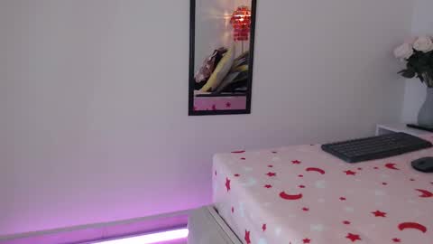 Snapshot of anaa_moon chatting on March 1, 2025, 8:13 am Ana Moon online show from March 1, 2025, 8:13 am