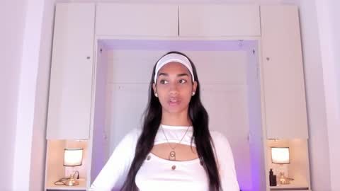 Snapshot of anaacollins_ chatting on October 13, 2025, 11:32 am anaacollins_ online show from October 13, 2025, 11:32 am