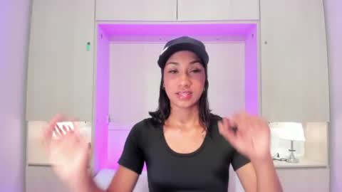 Snapshot of anaacollins_ chatting on June 17, 2026, 11:34 am anaacollins_ online show from June 17, 2026, 11:34 am