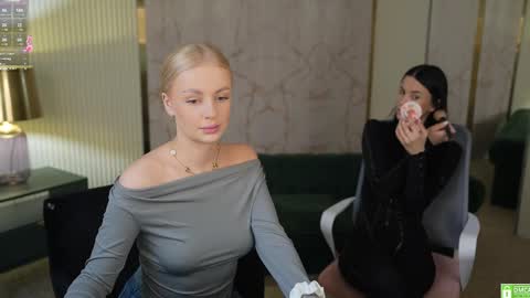Snapshot of anabel054 chatting on February 27, 2025, 8:06 am Anabel Kira Zlata Kira Elice Lana Dominika Sofy Kaila Bridget online show from February 27, 2025, 8:06 am