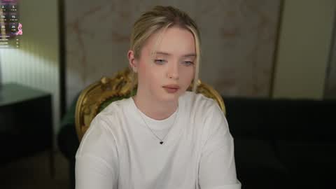 Snapshot of anabel054 chatting on March 5, 2025, 5:07 am Anabel Kira Zlata Kira Elice Lana Dominika Sofy Kaila Bridget online show from March 5, 2025, 5:07 am