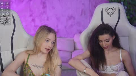 Snapshot of anabel054 chatting on March 10, 2025, 9:21 am Anabel Kira Zlata Kira Elice Lana Dominika Sofy Kaila Bridget online show from March 10, 2025, 9:21 am
