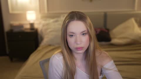 Snapshot of anabel054 chatting on November 30, 2025, 6:06 am Anabel Kira Zlata Kira Elice Lana Dominika Sofy Kaila Bridget online show from November 30, 2025, 6:06 am