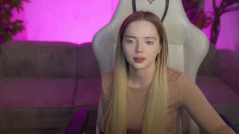 Snapshot of anabel054 chatting on December 20, 2025, 9:38 am Anabel Kira Zlata Kira Elice Lana Dominika Sofy Kaila Bridget online show from December 20, 2025, 9:38 am