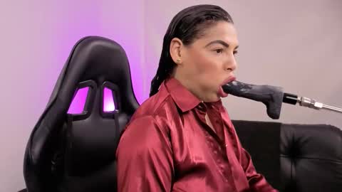 anabel alice gandara  online show from November 6, 2025, 8:15 am