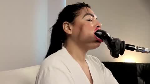 Anabel Alice Gandara online show from May 7, 2026, 2:55 pm