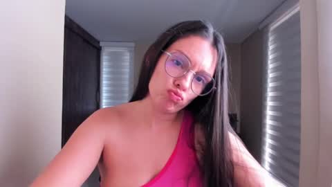 Anabel online show from December 9, 2024, 4:26 pm