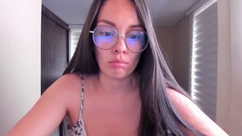 Anabel online show from December 11, 2024, 5:59 pm