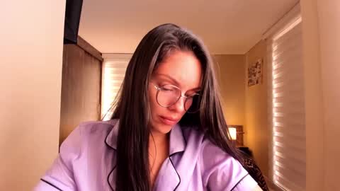 Anabel online show from February 28, 2025, 1:14 pm