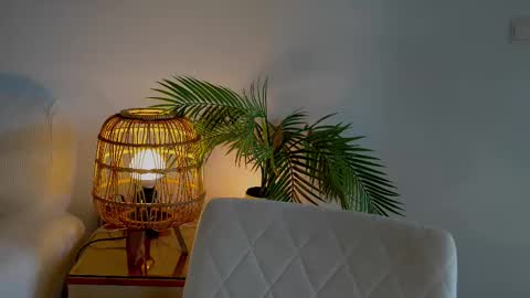 anabelcurvy online show from October 14, 2025, 2:29 pm