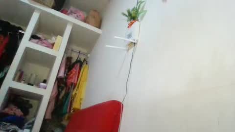 anabella_00 online show from June 24, 2026, 1:59 am
