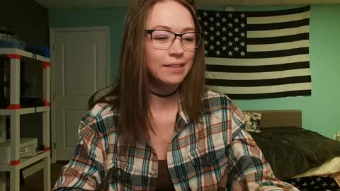 Anabelleleigh online show from March 17, 2026, 2:05 am