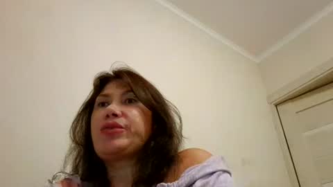 Snapshot of anabellovee chatting on July 10, 2026, 9:28 pm ANABELLOVEE online show from July 10, 2026, 9:28 pm