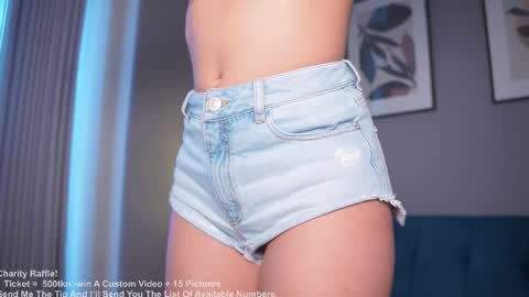 Ana  -- Check and subscribe   online show from November 14, 2025, 10:18 pm