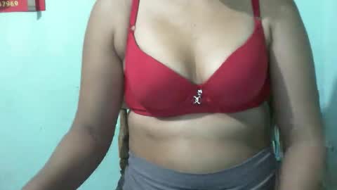 anacarada online show from March 8, 2026, 11:14 am