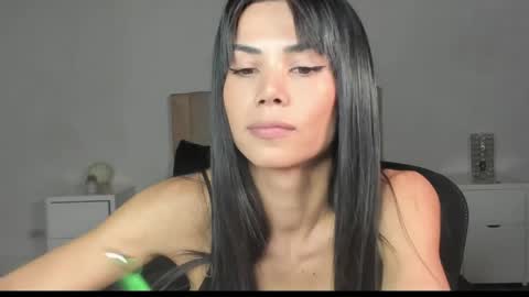 Ana Henao or Annie... Follow me ahenaocb Insta  X online show from May 2, 2026, 11:32 pm