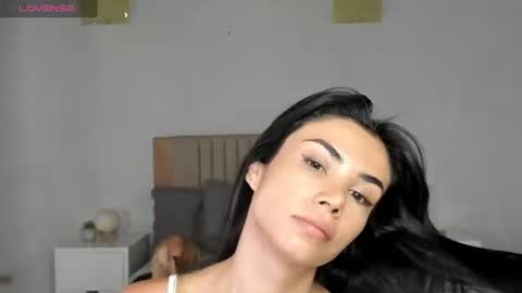Snapshot of anahenao chatting on June 30, 2026, 3:13 pm Ana Henao or Annie... Follow me ahenaocb Insta X online show from June 30, 2026, 3:13 pm