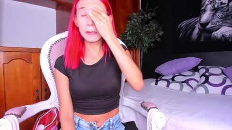 Anahi online show from January 21, 2025, 2:33 am