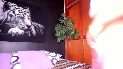 Anahi online show from October 17, 2025, 2:59 am