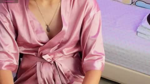 Snapshot of anahi_maite chatting on February 16, 2025, 7:27 pm Anahi online show from February 16, 2025, 7:27 pm