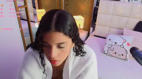 Snapshot of anahi_maite chatting on March 6, 2025, 8:27 pm Anahi online show from March 6, 2025, 8:27 pm