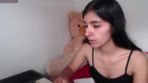 Snapshot of anahibrowns95 chatting on July 6, 2026, 5:59 pm Anahi Browns online show from July 6, 2026, 5:59 pm