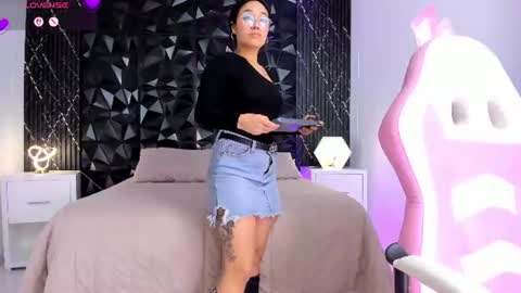 Im Sara  online show from July 20, 2026, 3:21 am