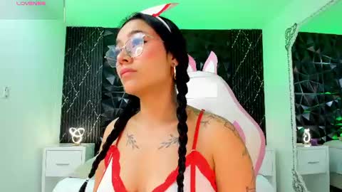 Im Sara  online show from July 28, 2026, 3:24 am