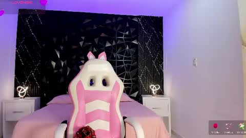 Im Sara  online show from August 7, 2026, 3:30 am