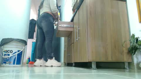 anaids online show from October 17, 2025, 5:59 pm