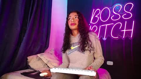 anais  cooper  online show from December 3, 2024, 7:11 pm