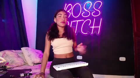 anais  cooper  online show from December 5, 2024, 7:06 pm