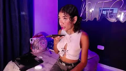 anais  cooper  online show from December 17, 2024, 6:42 pm