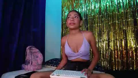 anais  cooper  online show from December 29, 2024, 8:04 pm
