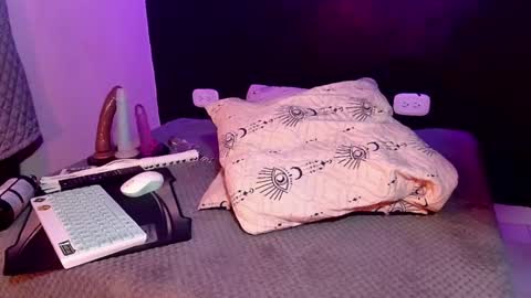 anais  cooper  online show from February 28, 2025, 7:56 pm