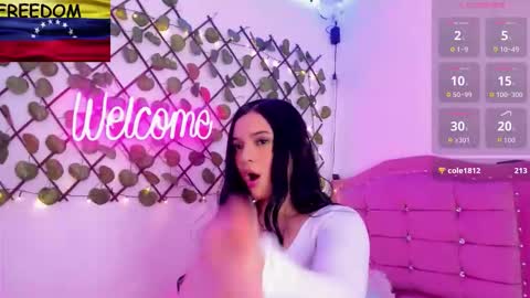 Snapshot of anais_as chatting on October 25, 2025, 10:59 pm Anais online show from October 25, 2025, 10:59 pm