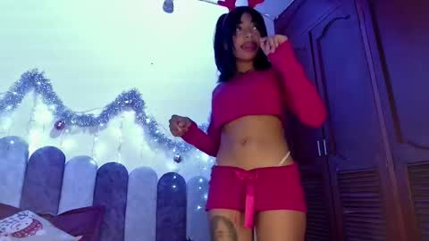 anais_tgn online show from December 19, 2025, 6:26 pm