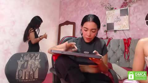 Snapshot of anais_victoria chatting on October 9, 2025, 2:42 am Anais Victoria online show from October 9, 2025, 2:42 am