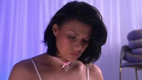 Anais online show from May 6, 2026, 3:24 am