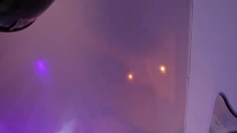 Snapshot of anakedartist chatting on January 20, 2025, 2:14 pm Mariana  online show from January 20, 2025, 2:14 pm