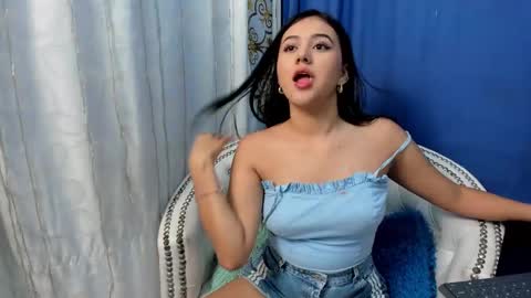 Snapshot of analia18_ chatting on February 13, 2025, 12:32 pm analia18 online show from February 13, 2025, 12:32 pm
