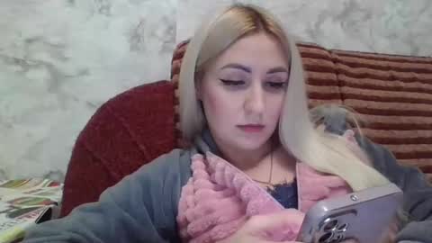 analqueen2024 online show from December 3, 2024, 11:11 am