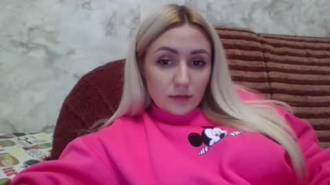 analqueen2024 online show from December 8, 2024, 7:00 pm