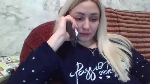analqueen2024 online show from December 9, 2024, 7:50 am