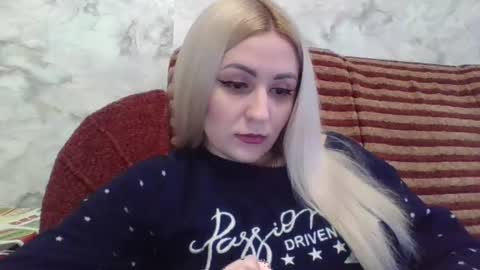 analqueen2024 online show from February 17, 2025, 1:10 pm