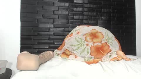 analsexy online show from February 20, 2025, 2:57 pm