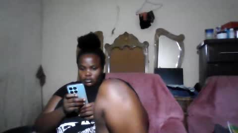 Snapshot of analslut1987 chatting on January 19, 2025, 1:43 am analslut1987 online show from January 19, 2025, 1:43 am