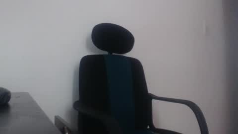 Snapshot of analy_hot chatting on February 20, 2026, 8:09 pm analy_hot online show from February 20, 2026, 8:09 pm